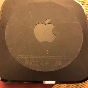 Apple TV Model A1625 32GB 4th Generation